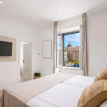 48 Luxury Apartment Split
